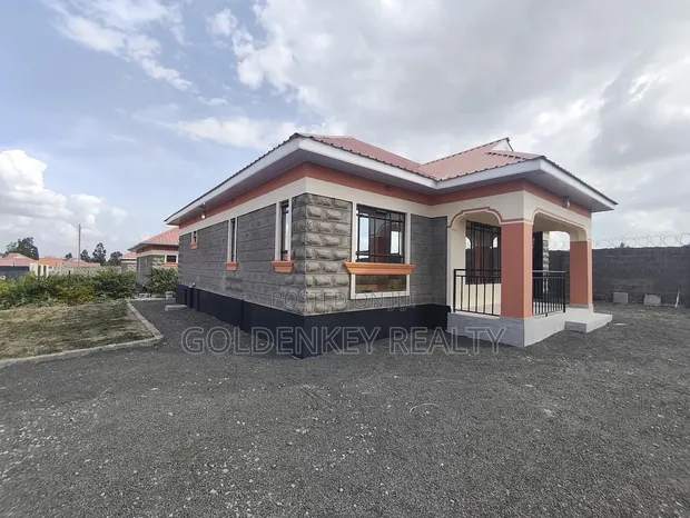 3bdrm Bungalow in Kitengela for sale