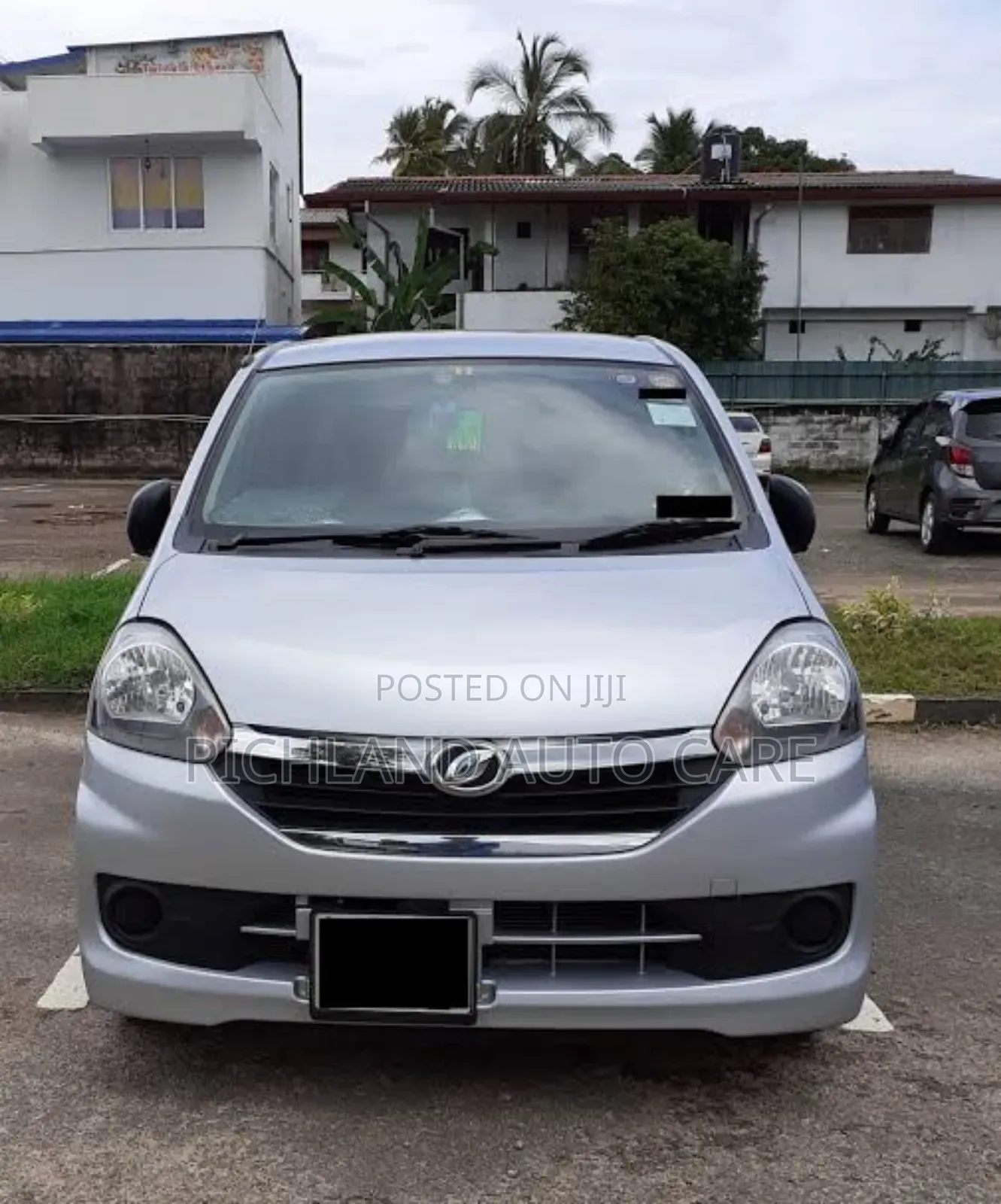 Daihastu Mira La300s