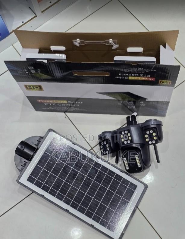4g Triplelens Solar CCTV Ptzcamera With Floodlight