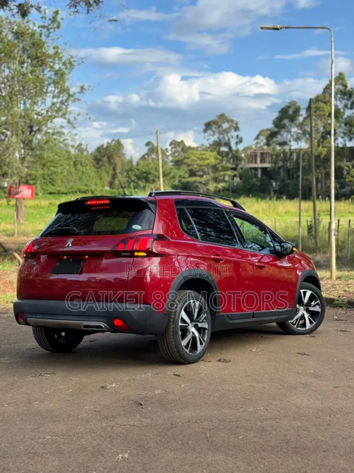 Peugeot 2008 1.2 PureTech (110 Hp) 2018 Red