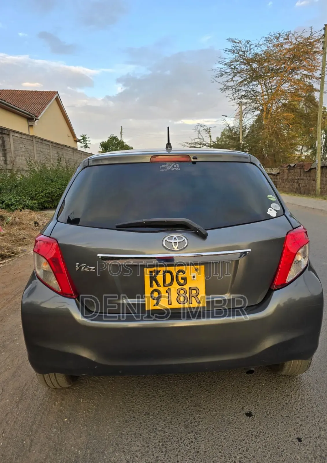 Toyota Vitz 2015 Gray