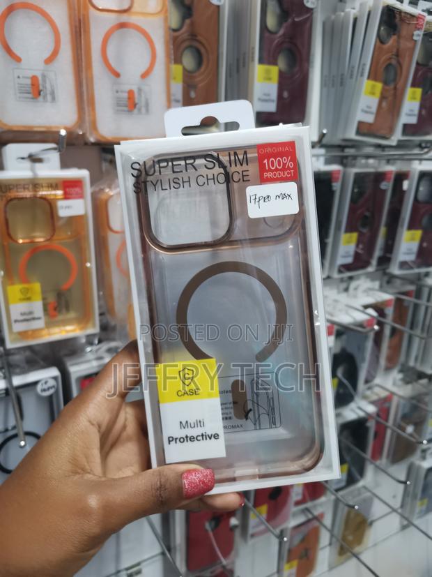 Chiclady iPhone 17 Pro Max Transparent Magsafe Compatible Case - main view