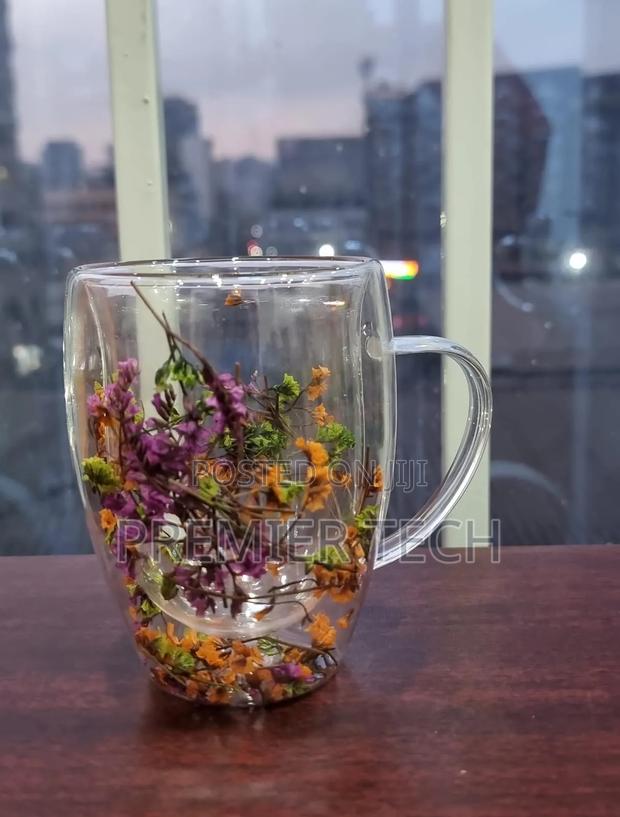 Real Flowers Between Unbreakable Double Wall 350ml Acrylic Cup - thumbnail 2
