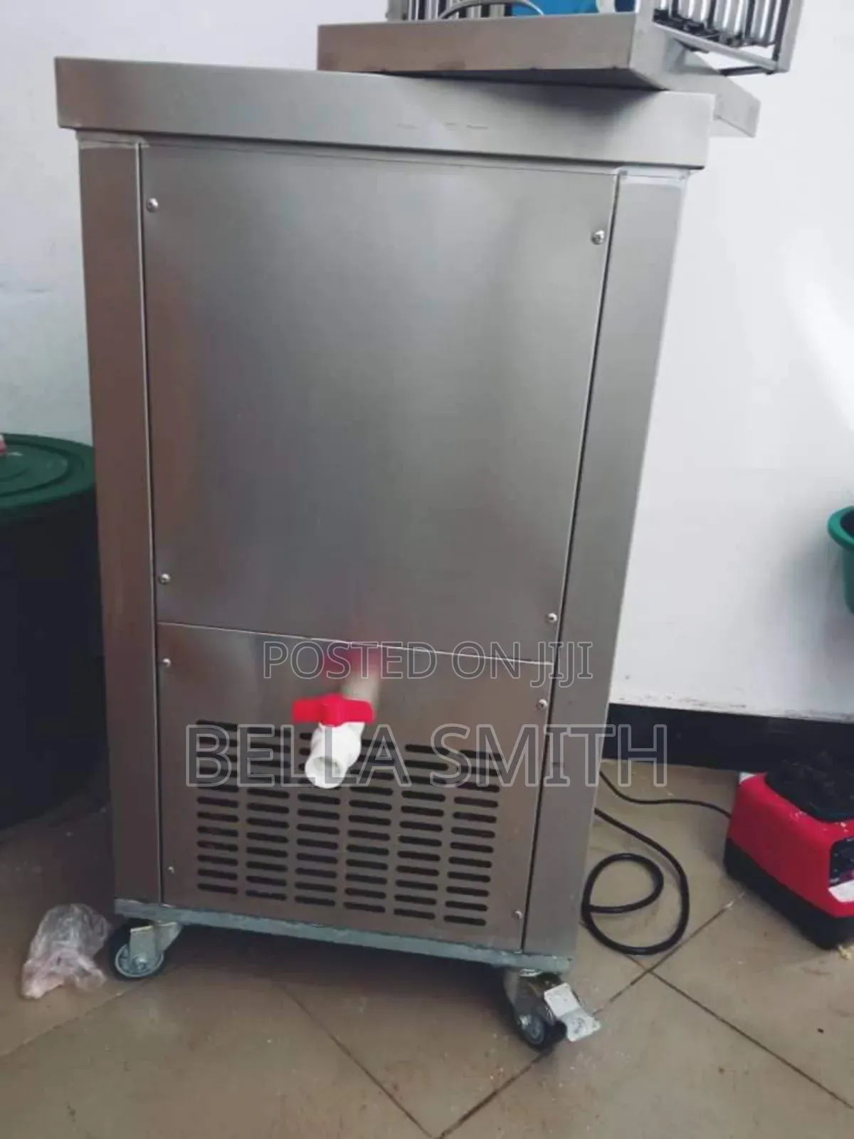 Popsicles Machine