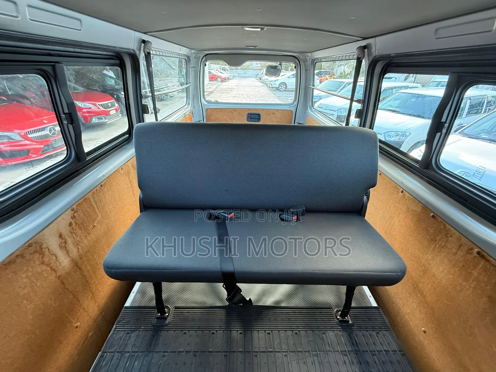 Toyota HiAce 2018 Grey