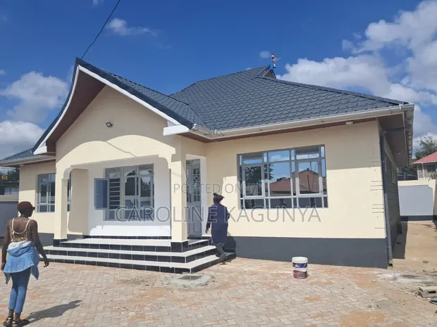 3bdrm Bungalow in Mugutha, Kimbo for sale
