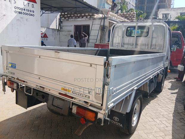 Toyota Toyoace - thumbnail 12