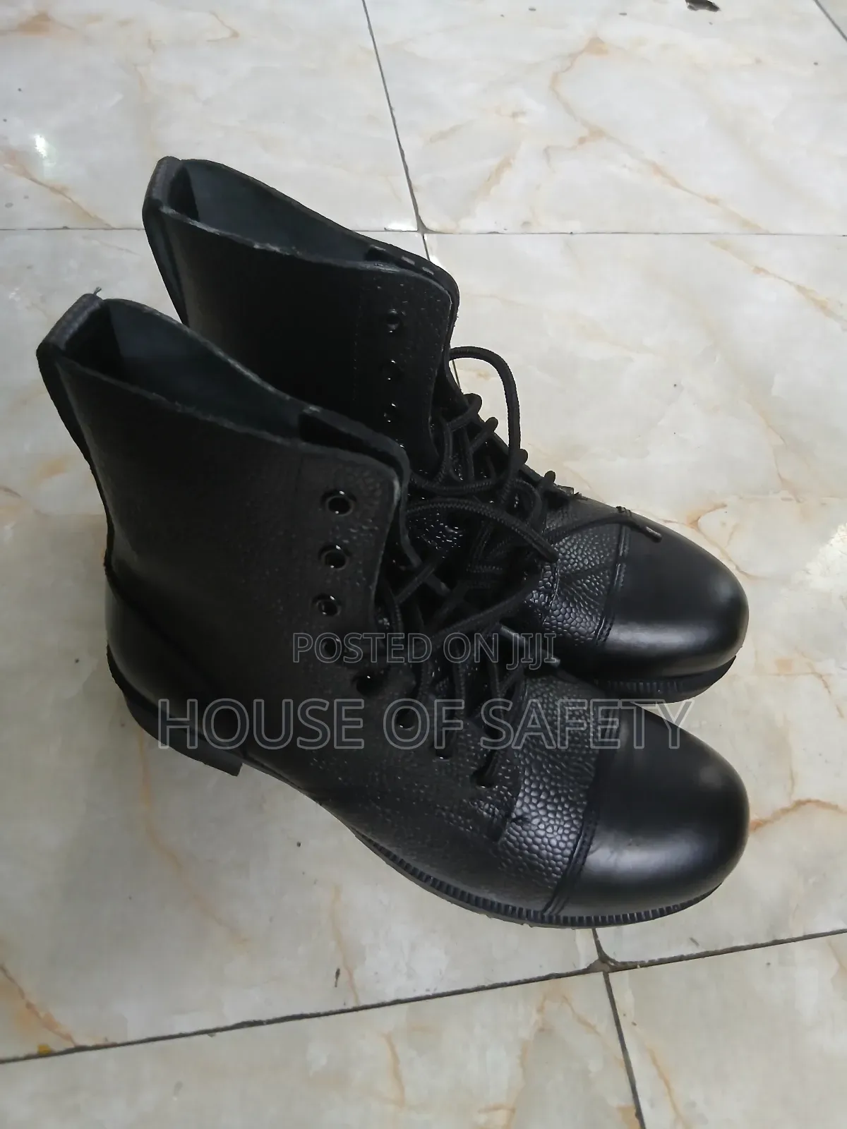 Vintage Security Boot at 2000