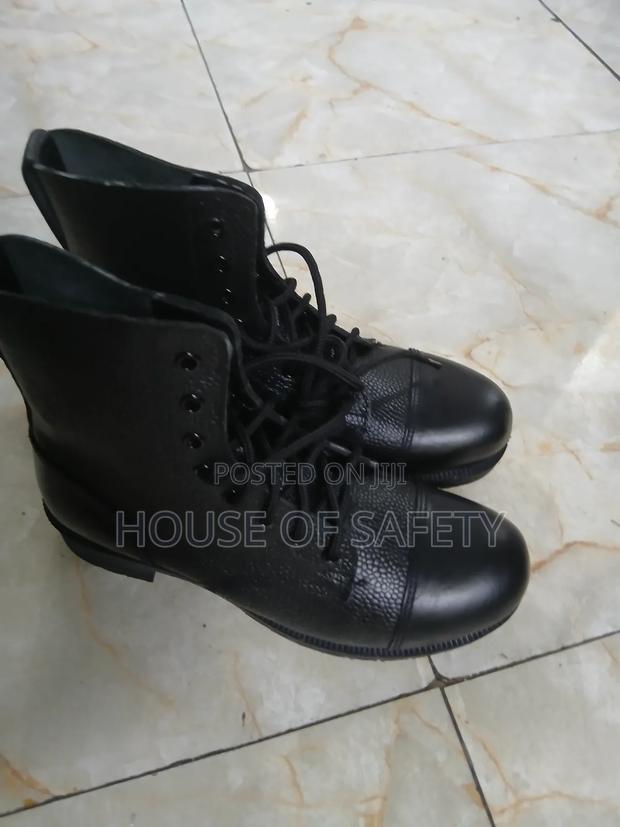 Vintage Security Boot at 2000 - thumbnail 3