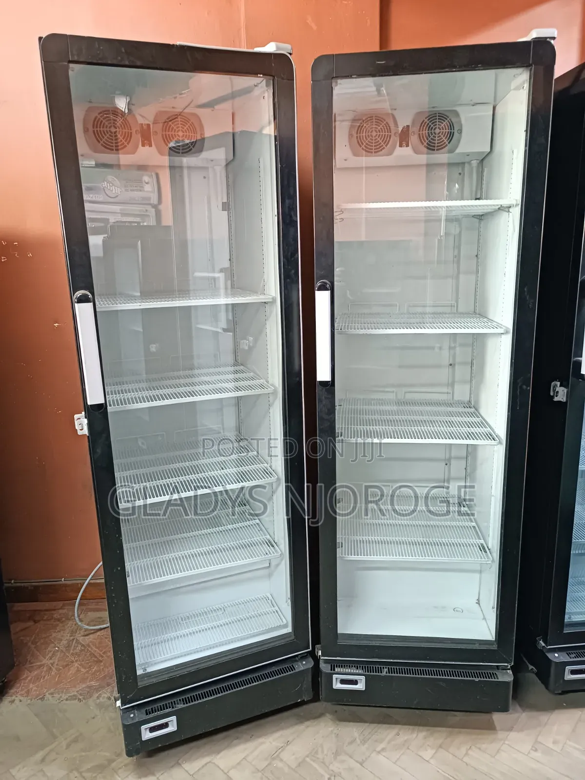 High Quality Display Fridge( 500l ) Well Maintained