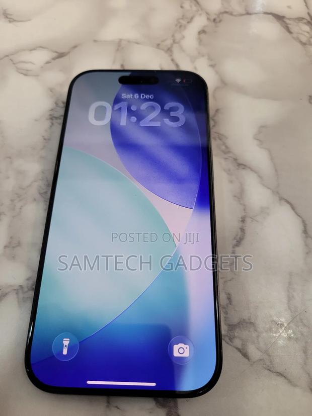 Apple iPhone 16 Pro 256 GB Black - thumbnail 3