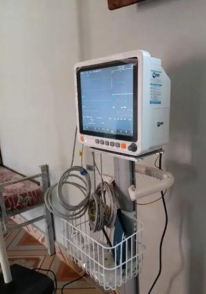Patient Monitor With Printer - thumbnail 2