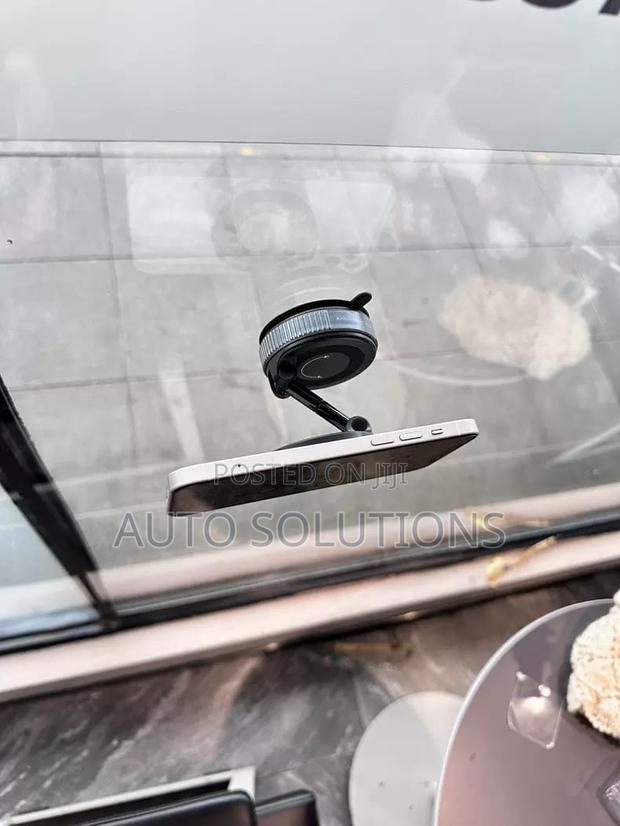 Magnetic Phone Holder - thumbnail 2