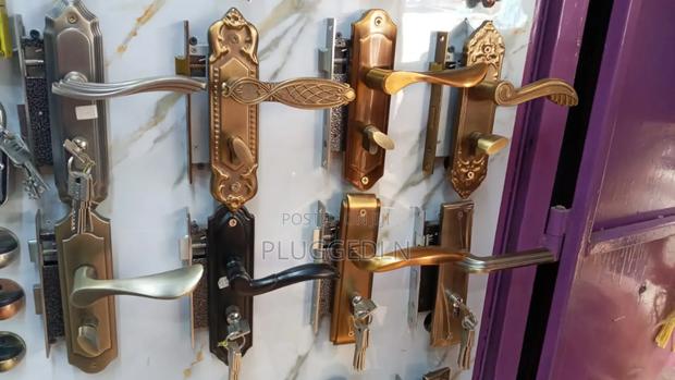Door Locks and Handles ** - main view