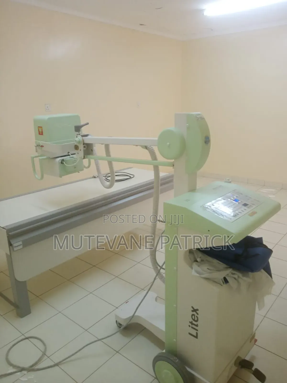 Mobile X-Ray Machine