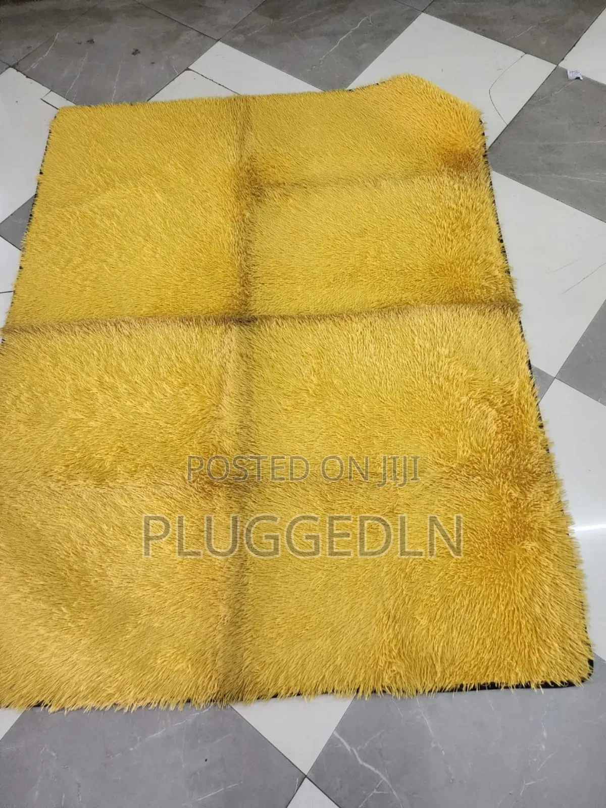 Fluffy Carpet ** 5x8 Size