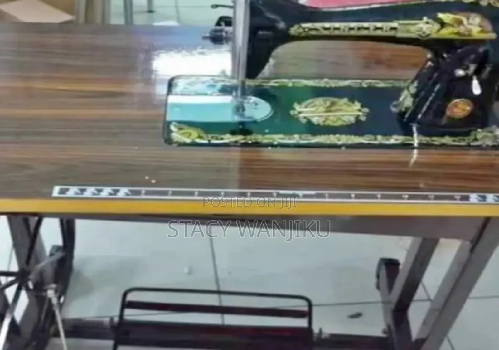 Singer Sewing Machine Complete With Importable