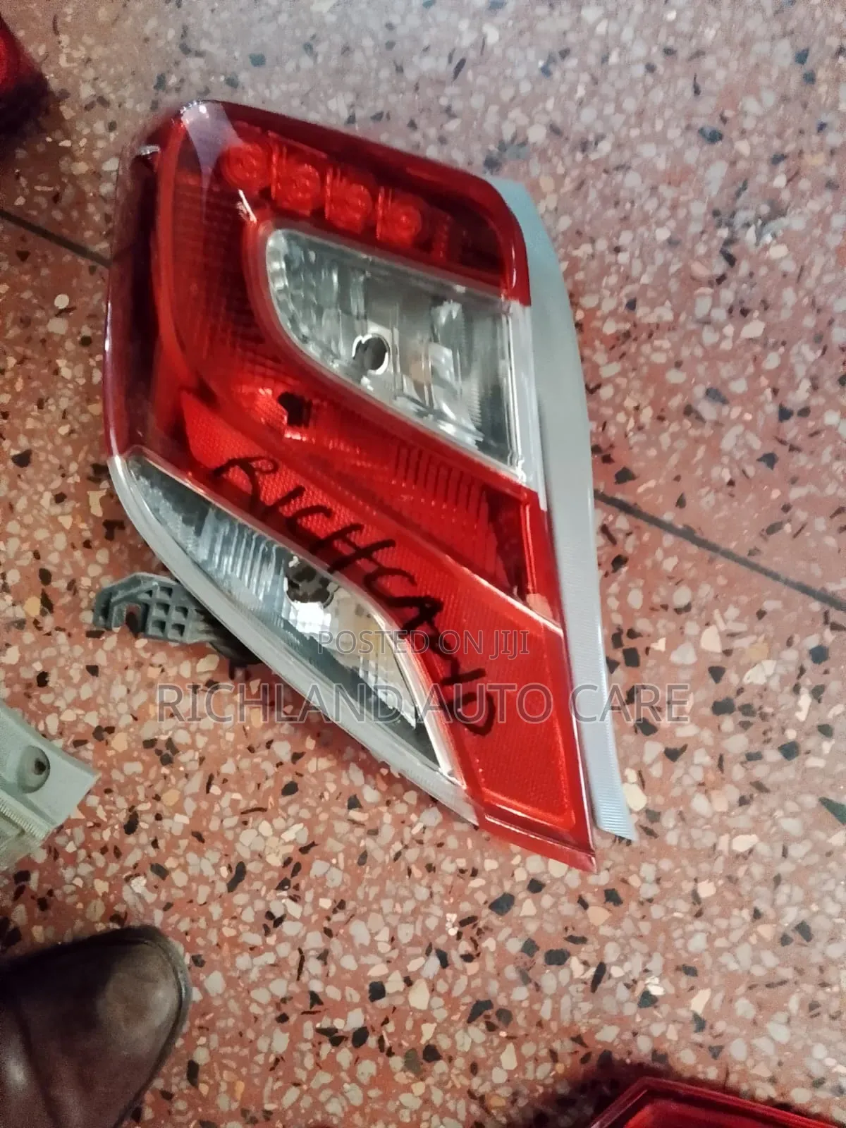 Taillight Vitz Jewela 2015