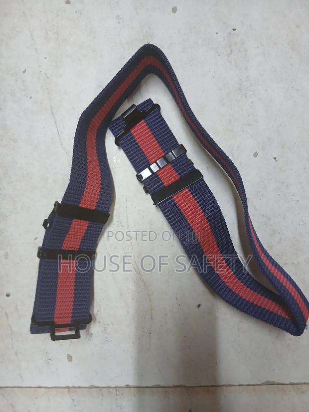 Navy Blue and Red at the Middle Security Belt - thumbnail 3