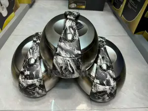A Set of 3 Forever Gold Insulated Casseroles