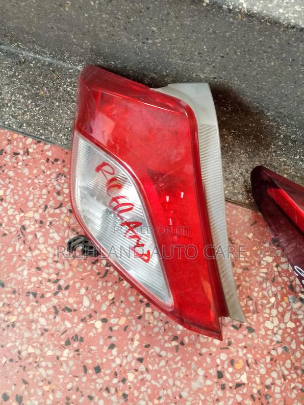 Taillight Vitz 2012 - thumbnail 2
