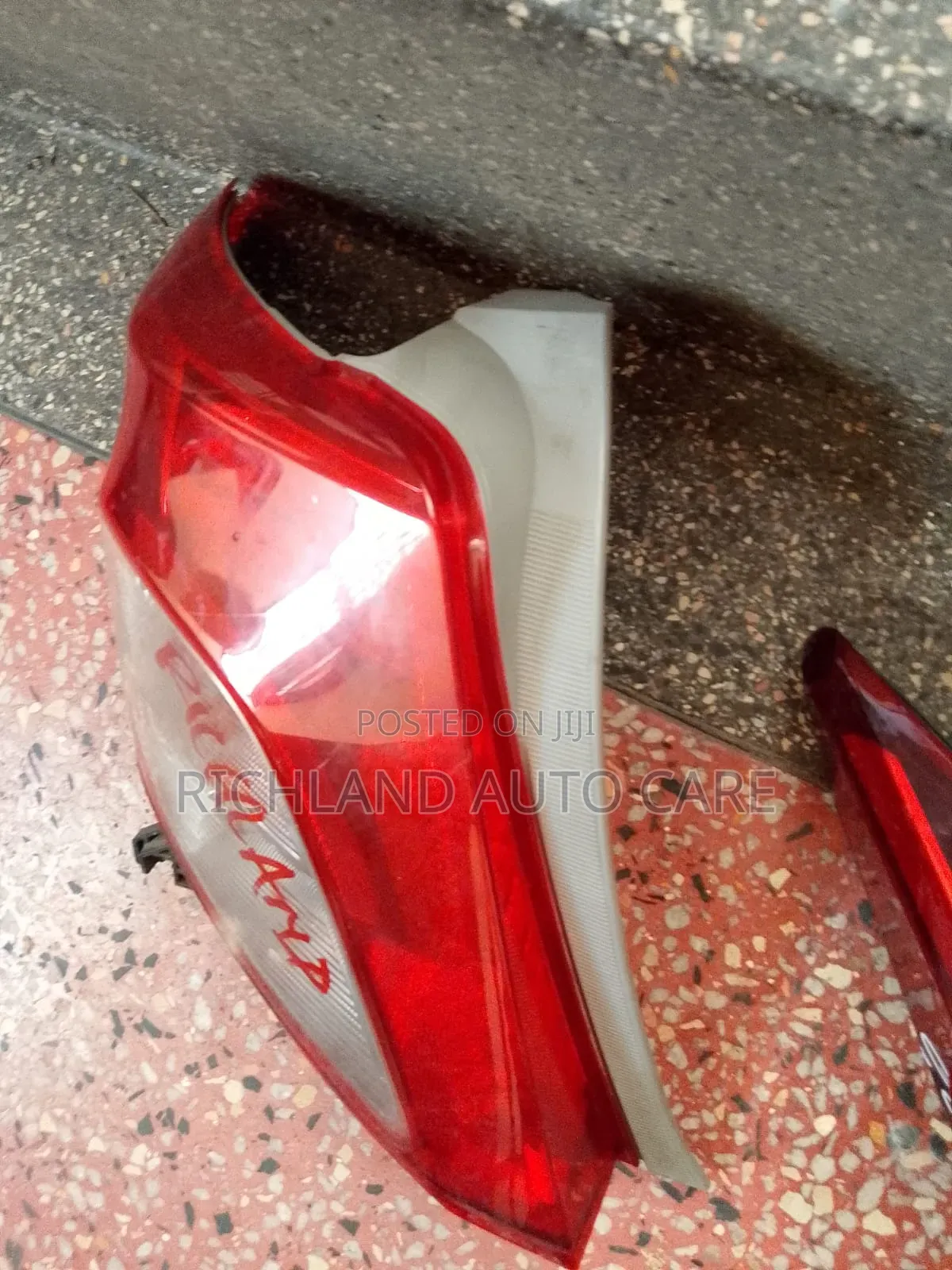 Taillight Vitz 2012