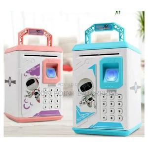 Robot Piggy Bank - thumbnail 2