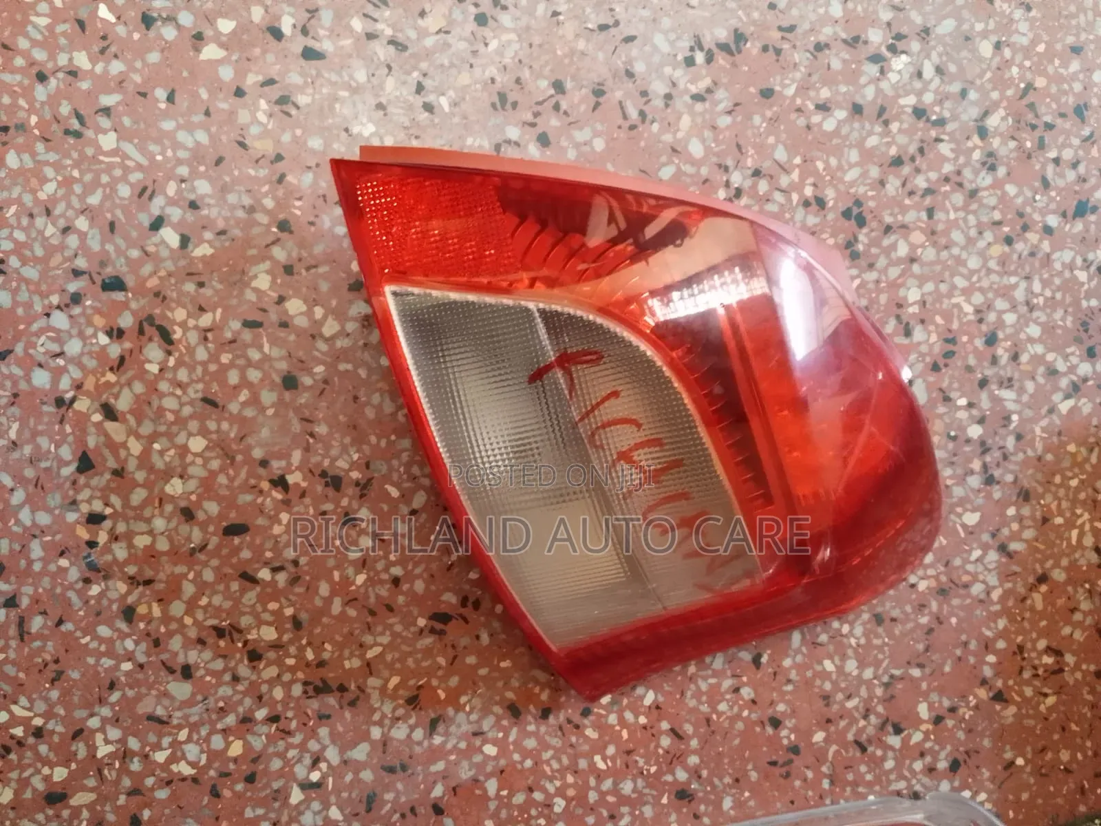 Taillight Vitz 2005