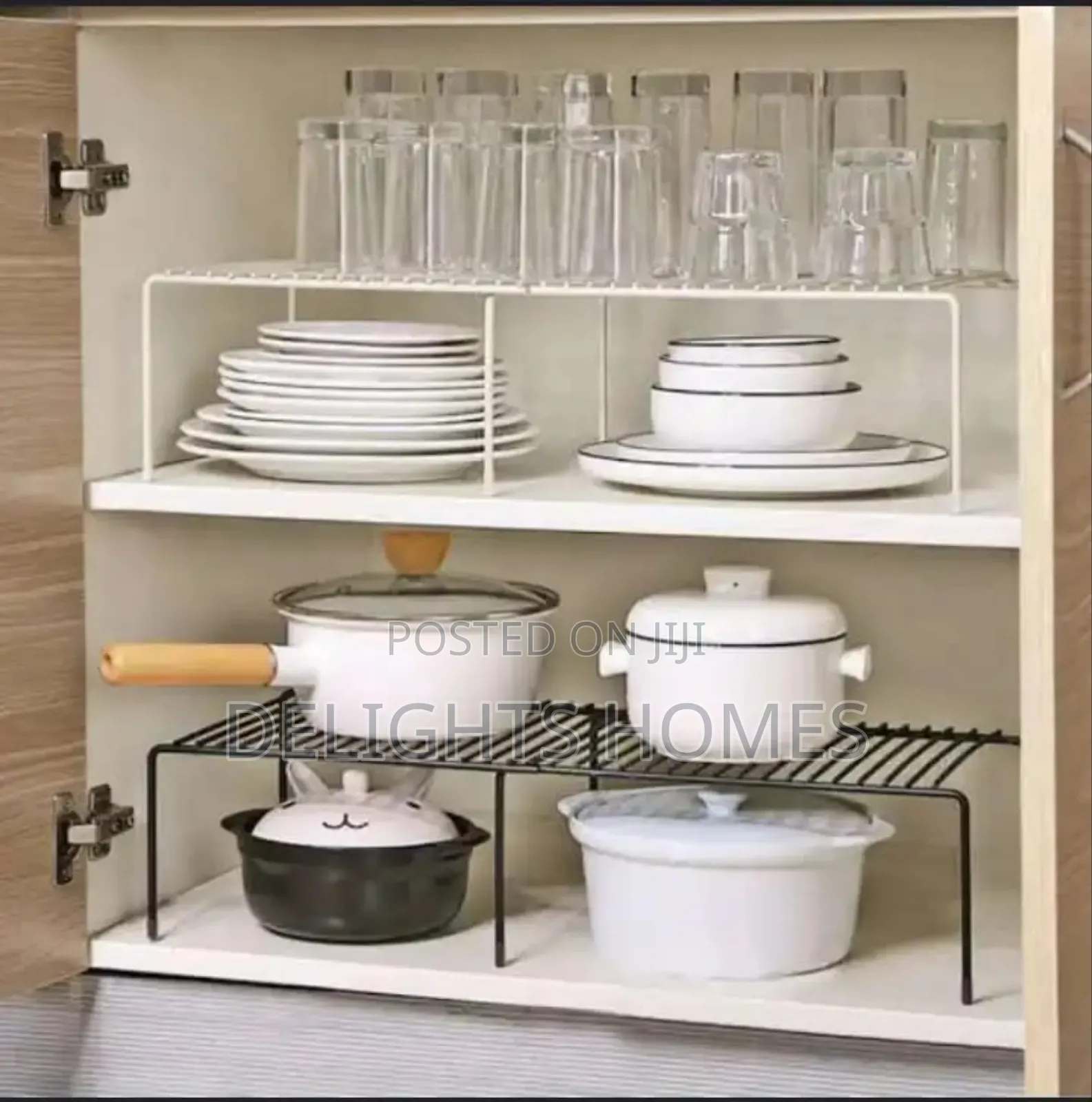 Retracting Metallic Shelf -P
