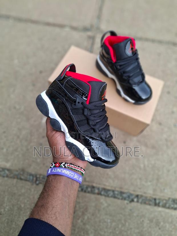 Jordan 11 Kidz Sizes From 25—To—-36 - thumbnail 3