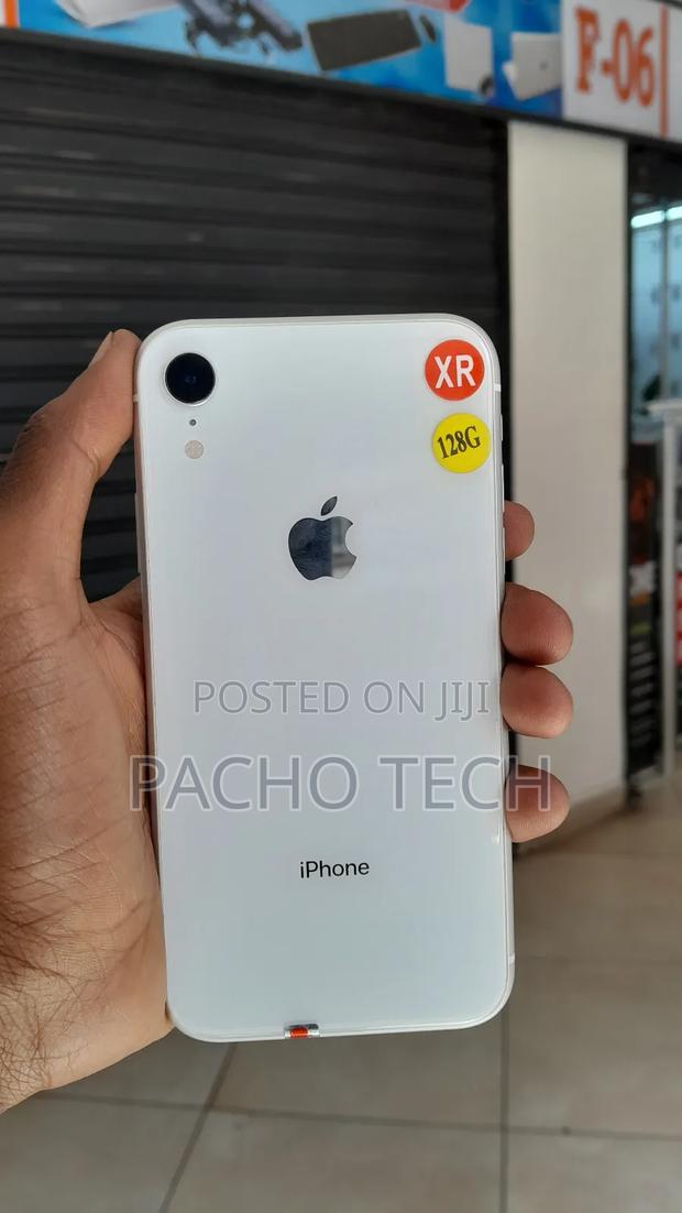 Apple iPhone XR 128 GB White - thumbnail 3