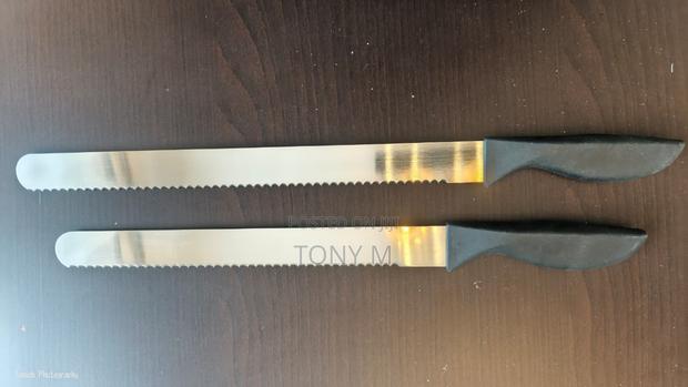 Clearance Sale: Cake Knives Pallets