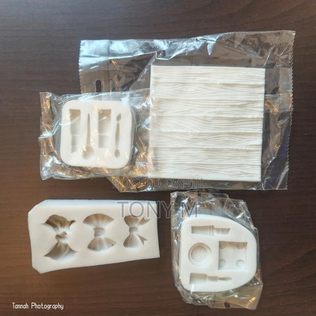 Clearance Sale: Mats, Molds Stencils - thumbnail 6