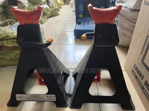 A Pair Of 6t Safety Stands - main view