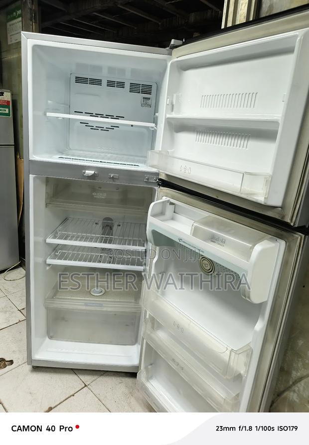 Digital Inverted Lg Fridge 400 Litres - thumbnail 3