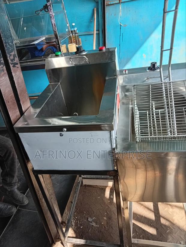 Single Electric Chips Deep Fryers - main view