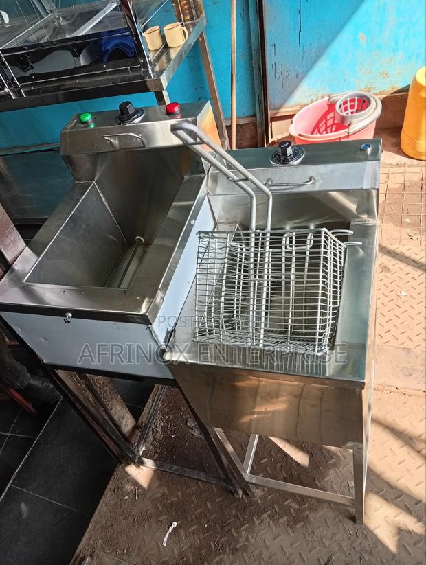 Single Electric Chips Deep Fryers - thumbnail 3