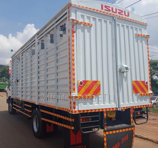 Isuzu Frr33 Local Closed Body - thumbnail 4