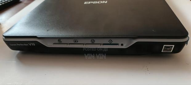 Epson Perfection V19 Scanner - thumbnail 2