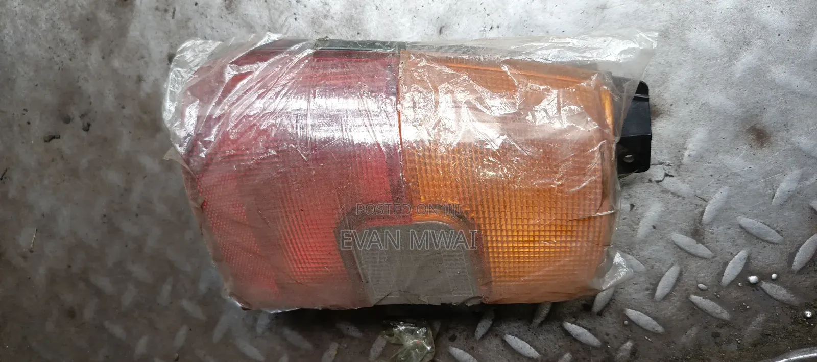 Toyota 102 Taillight Available