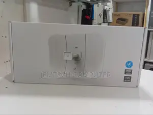 Ubiquiti Airmax Litebeam M5 23dbi Wireless Cpe (Lbe-M5-23)