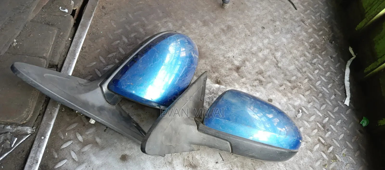 Mazda Axela 2010 Side Mirror 3wrs Both Sides Available