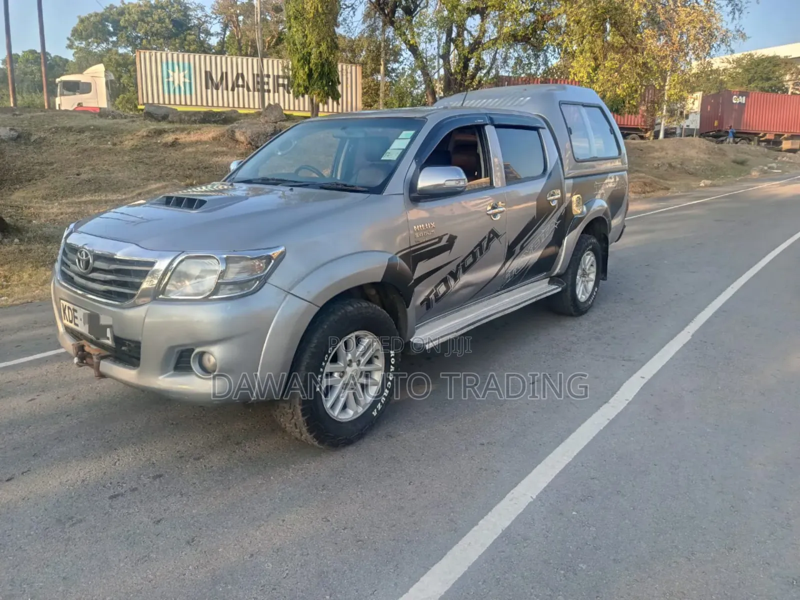 Toyota Hilux 3.0 D-4D 4x4 2015 Silver