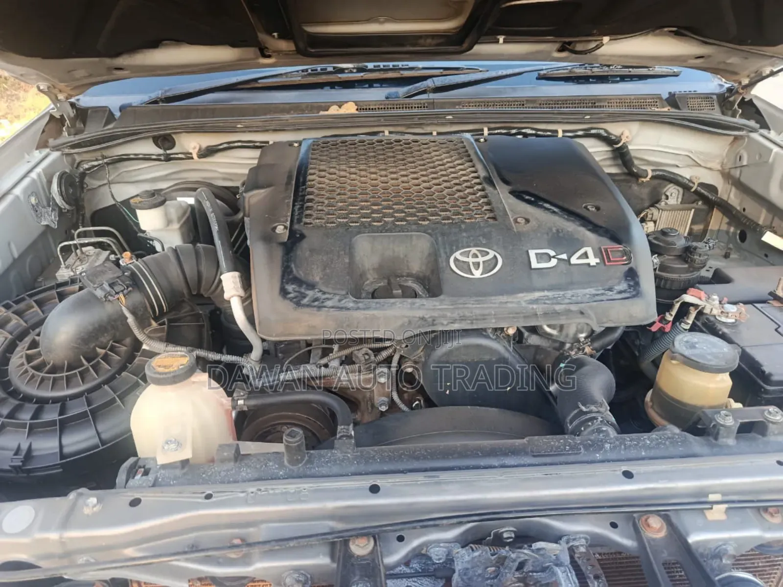 Toyota Hilux 3.0 D-4D 4x4 2015 Silver