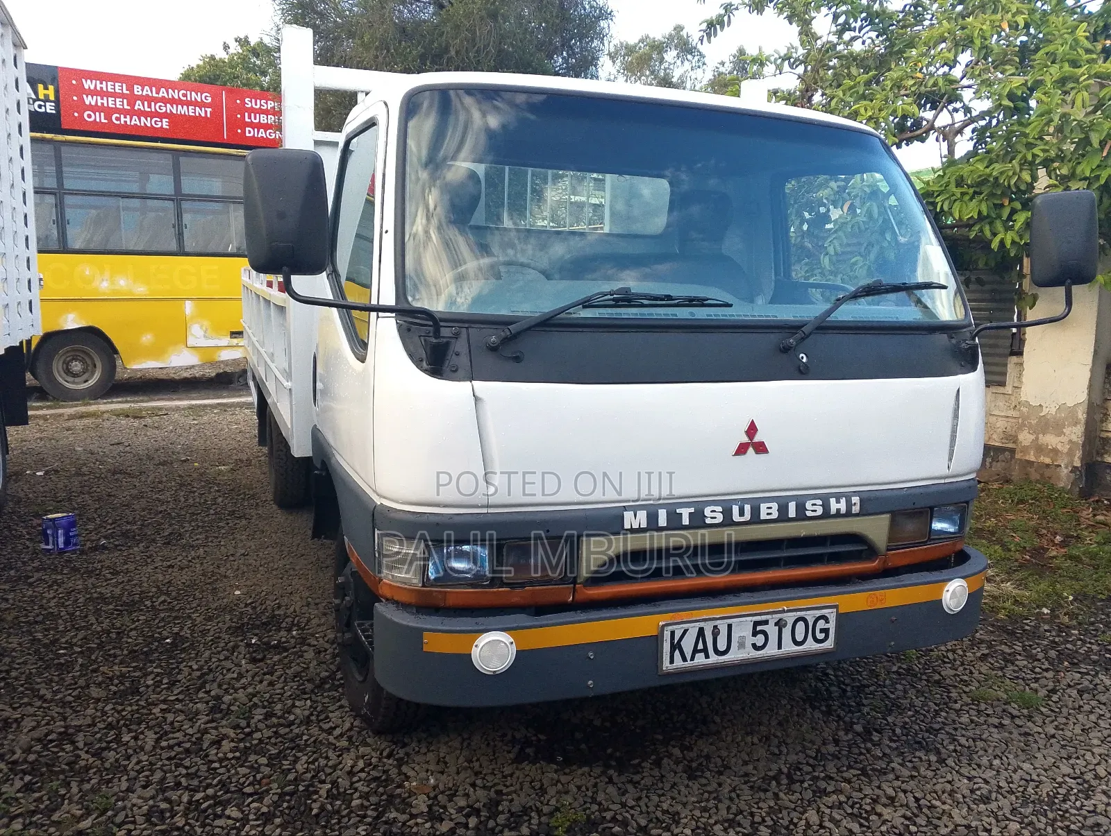 Mitsubishi Canter4d32