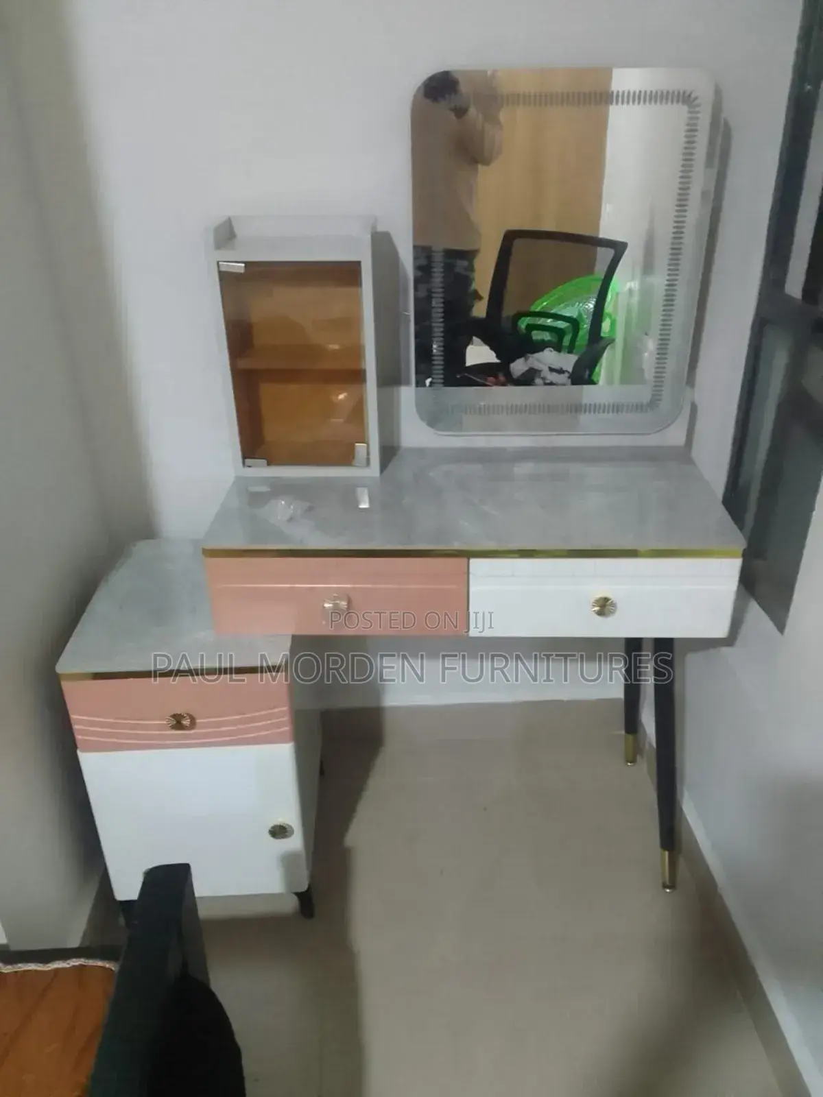 Dressing Mirror With Lights-In