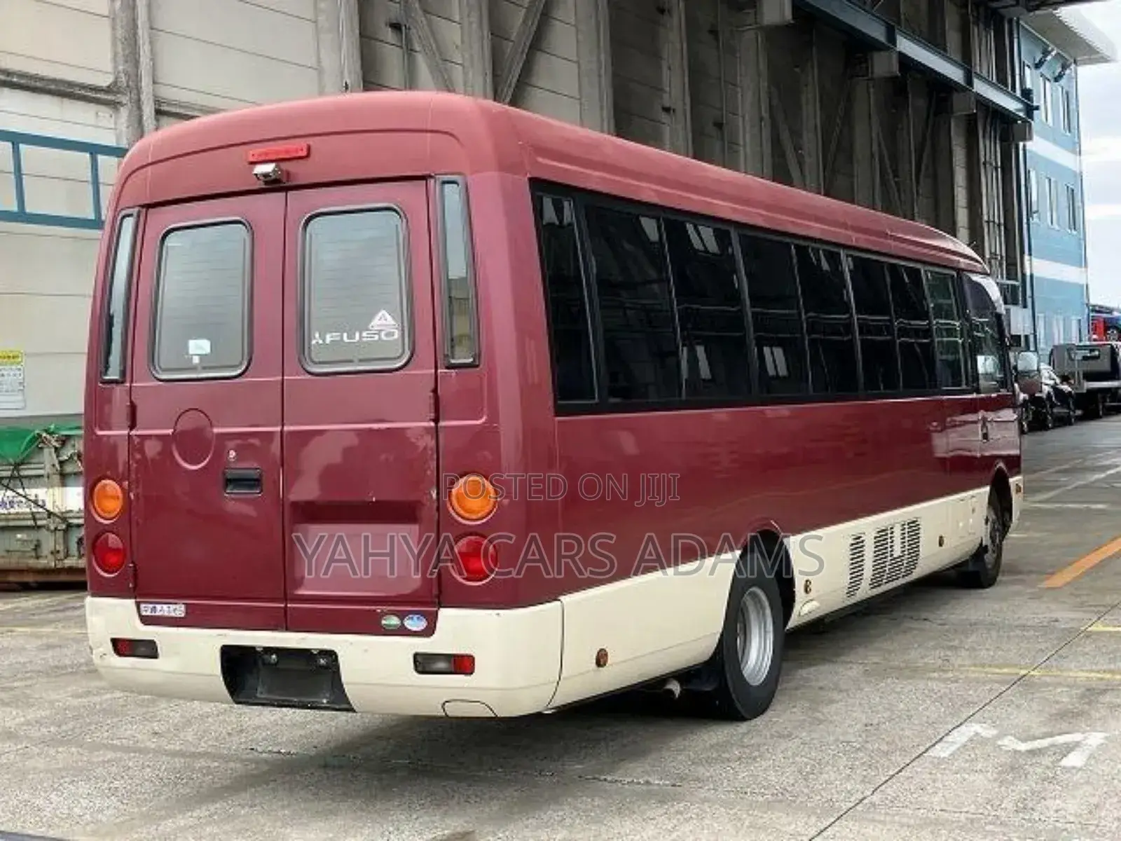 Mitsubishi Fuso Rosa 2018 Brown
