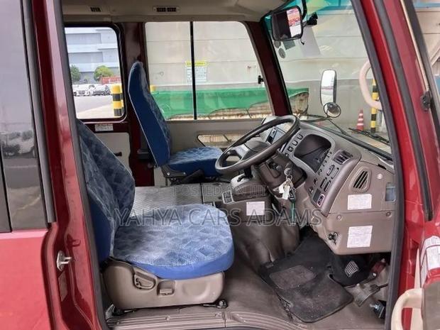 Mitsubishi Fuso Rosa 2018 Brown - thumbnail 8