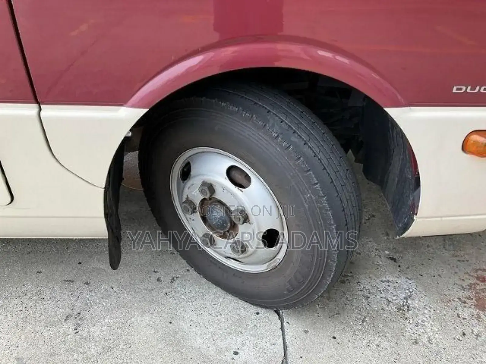 Mitsubishi Fuso Rosa 2018 Brown