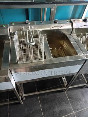 Professional Stainless Steel Deep Fryers – Commercial Grade - thumbnail 2